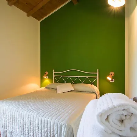 Agriturismo Ada Musso Bauernhof *