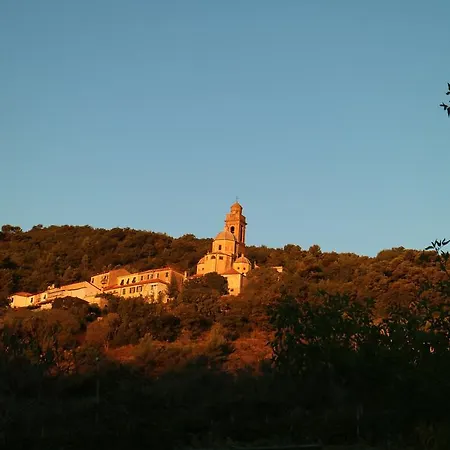 ファームステイ Ada Musso Ss Diano Borello